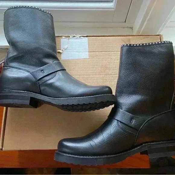 FRYE AND CO. Black Heeled Boots - Picture 8 of 12